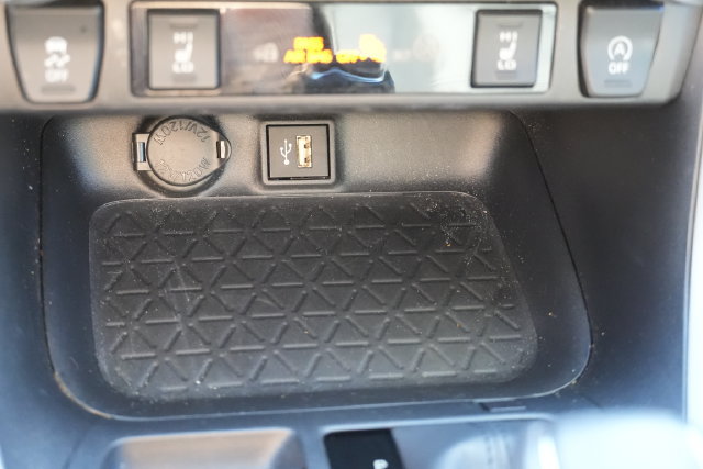 Used 2025 Toyota RAV4 XLE Premium w/ Weather Package FWD image 37