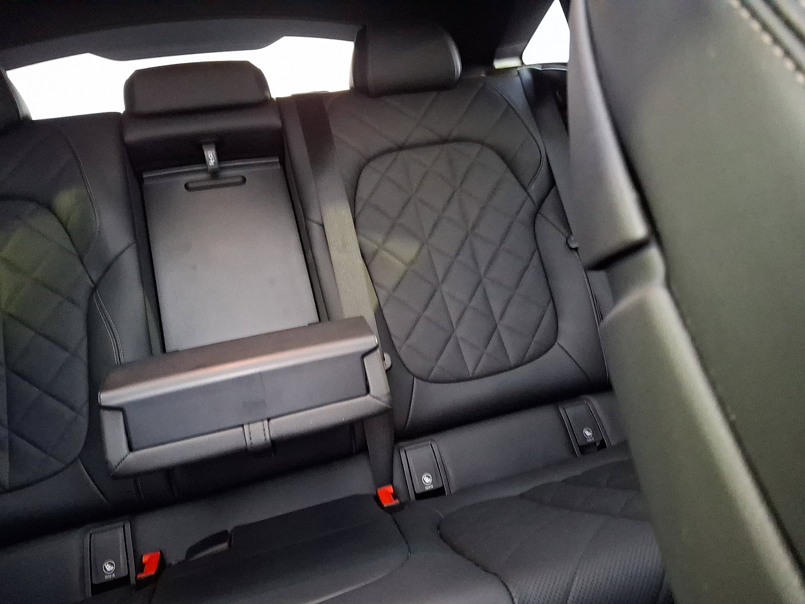 Used 2023 BMW X6 M50i w/ Executive Package image 20