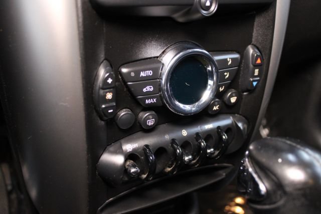 Used 2014 MINI Cooper Countryman FWD image 16
