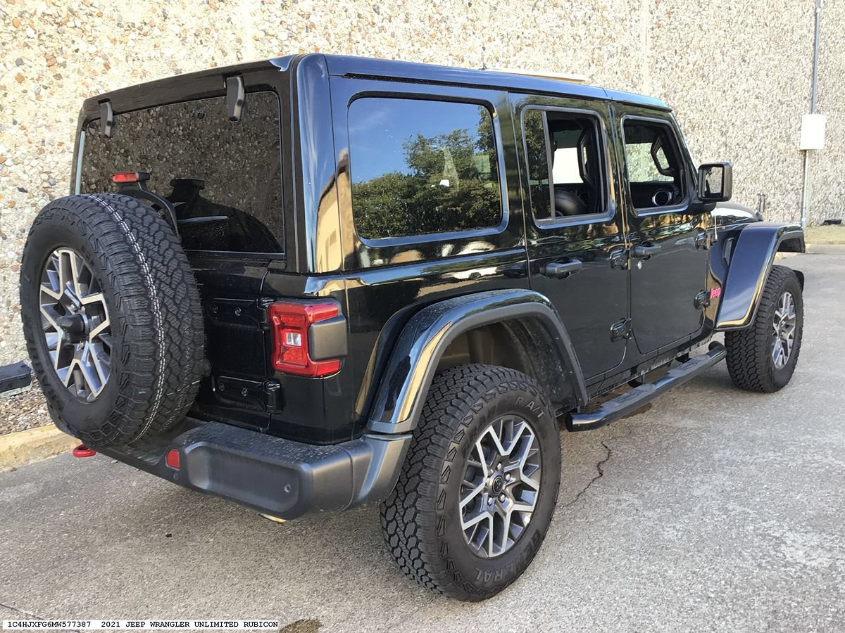 Used 2021 Jeep Wrangler Unlimited Rubicon AWD/4WD image 5