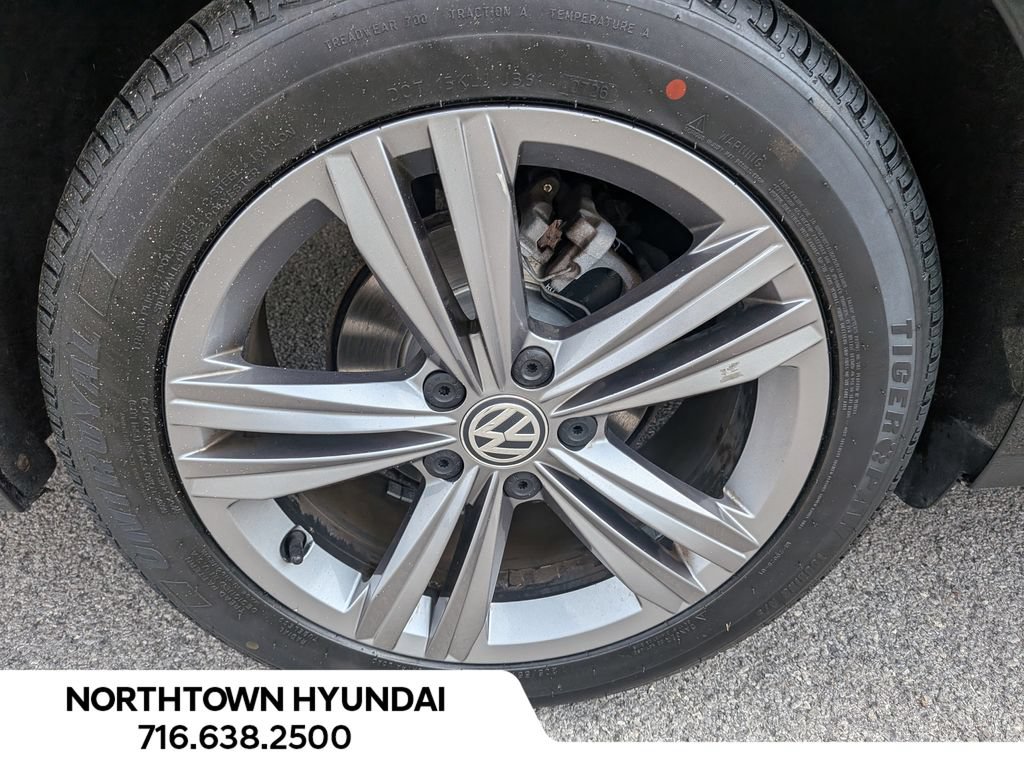 Used 2020 Volkswagen Jetta R-Line FWD image 41