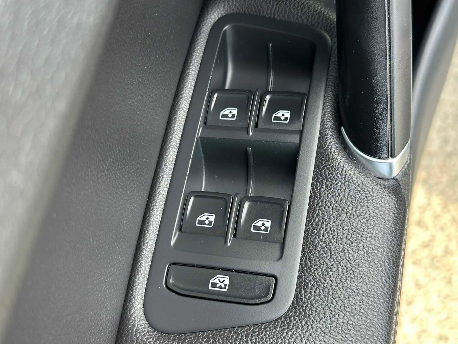 Used 2017 Volkswagen Golf Alltrack S AWD/4WD image 21