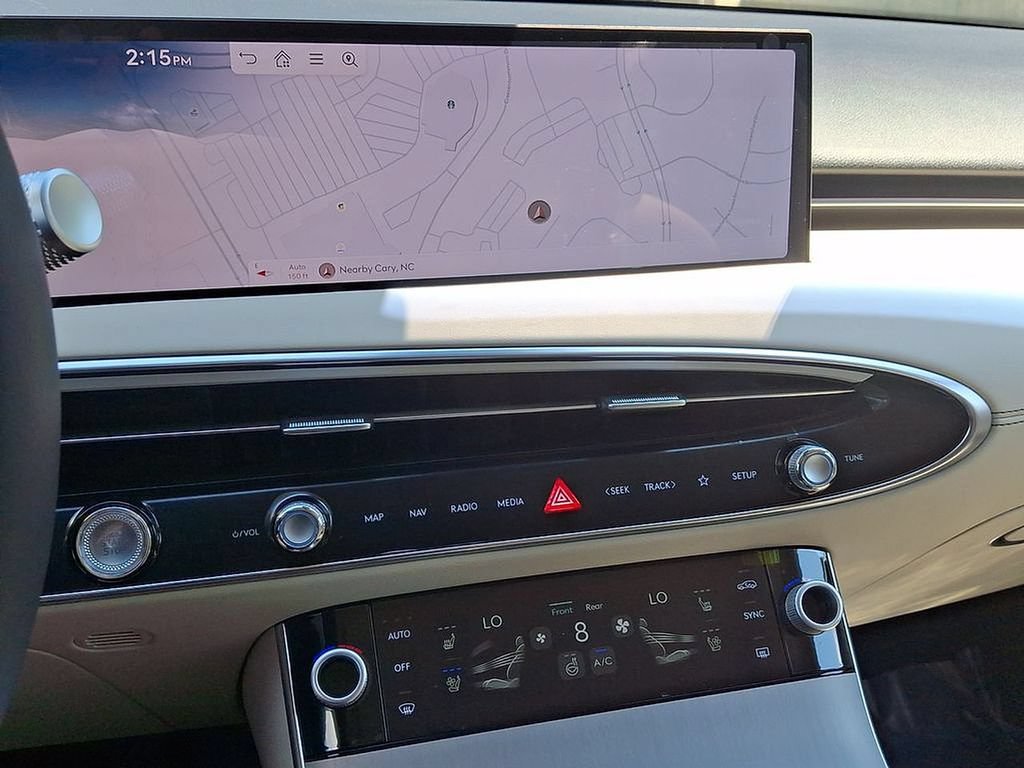 New 2026 Genesis GV70 2.5T Advanced AWD/4WD image 16
