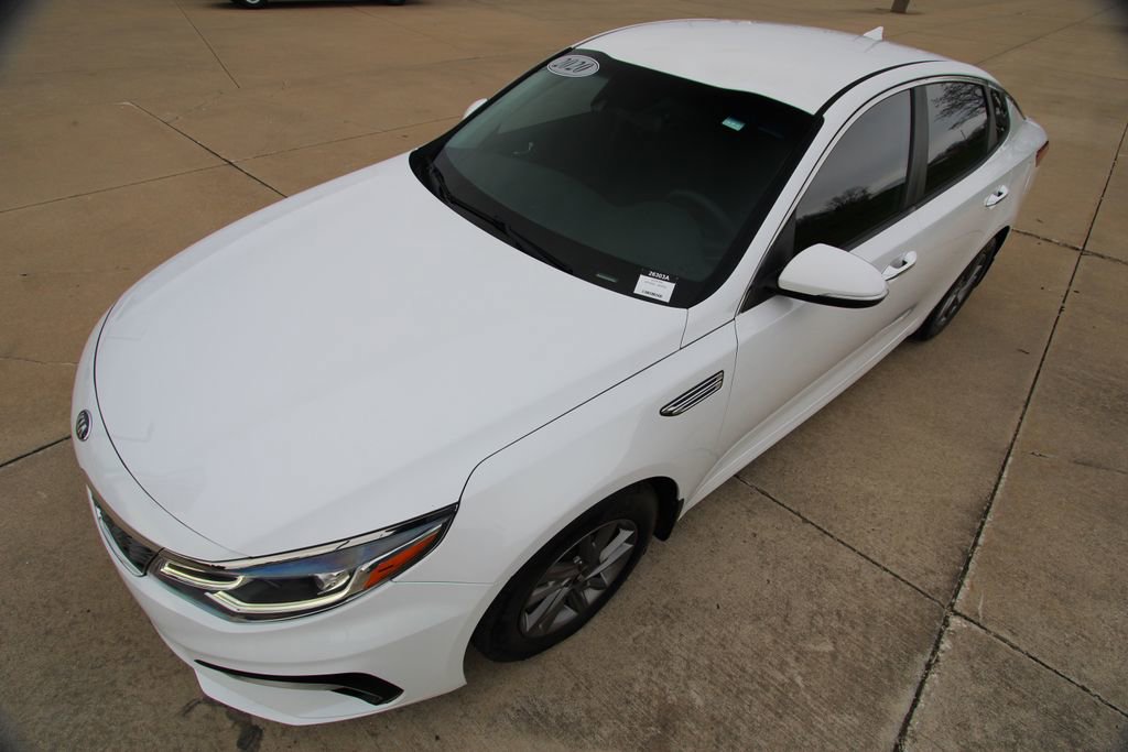 Used 2020 Kia Optima LX image 17