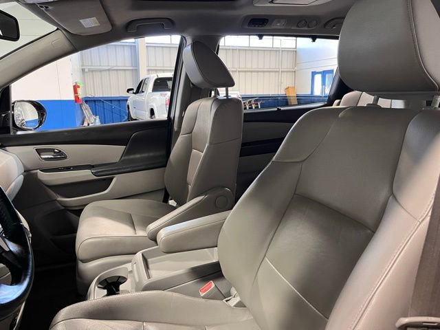 Used 2015 Honda Odyssey Touring image 21