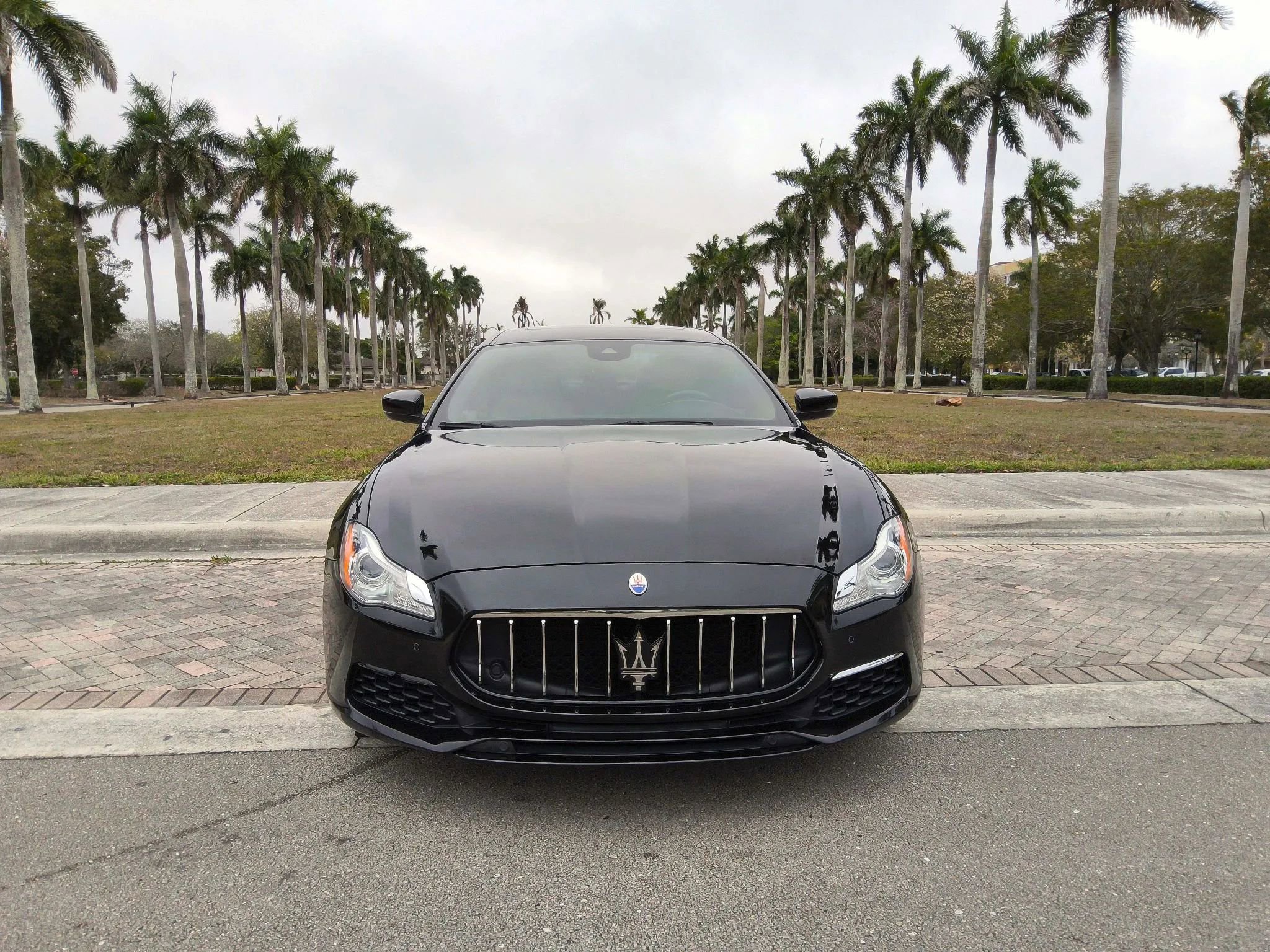Used 2017 Maserati Quattroporte GTS GranLusso RWD image 3