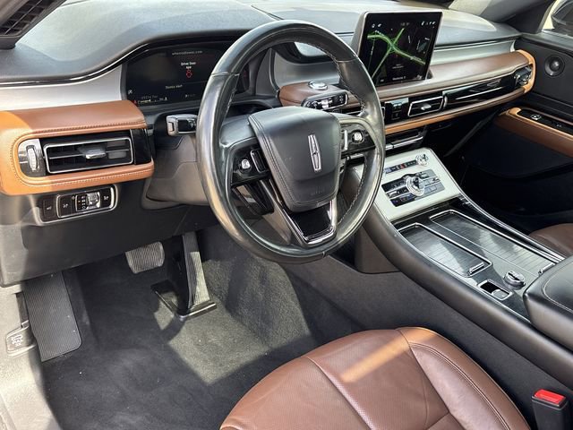 Used 2023 Lincoln Aviator Reserve w/ Equipment Group 201A image 22