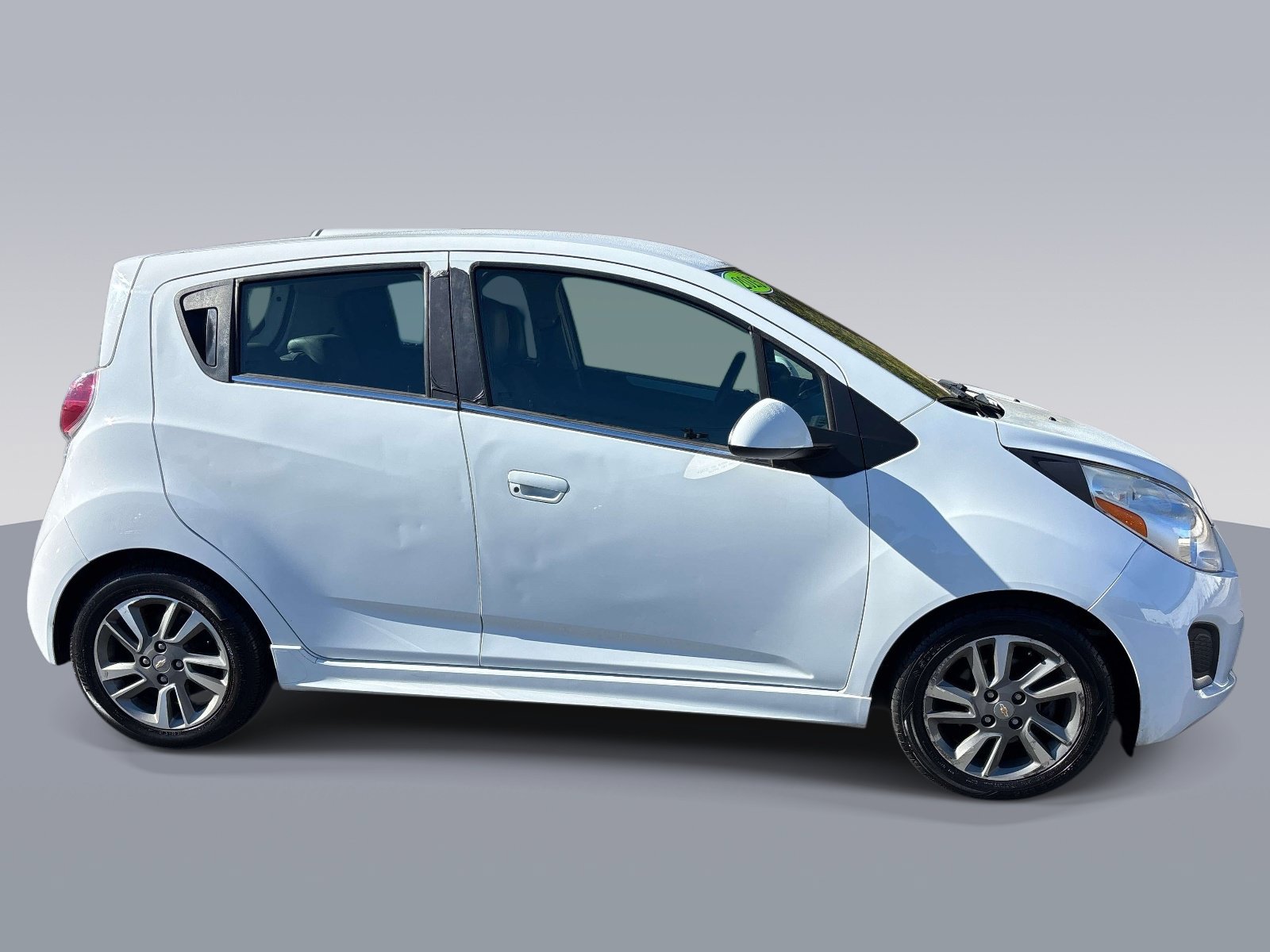 Used 2015 Chevrolet Spark LT FWD image 2