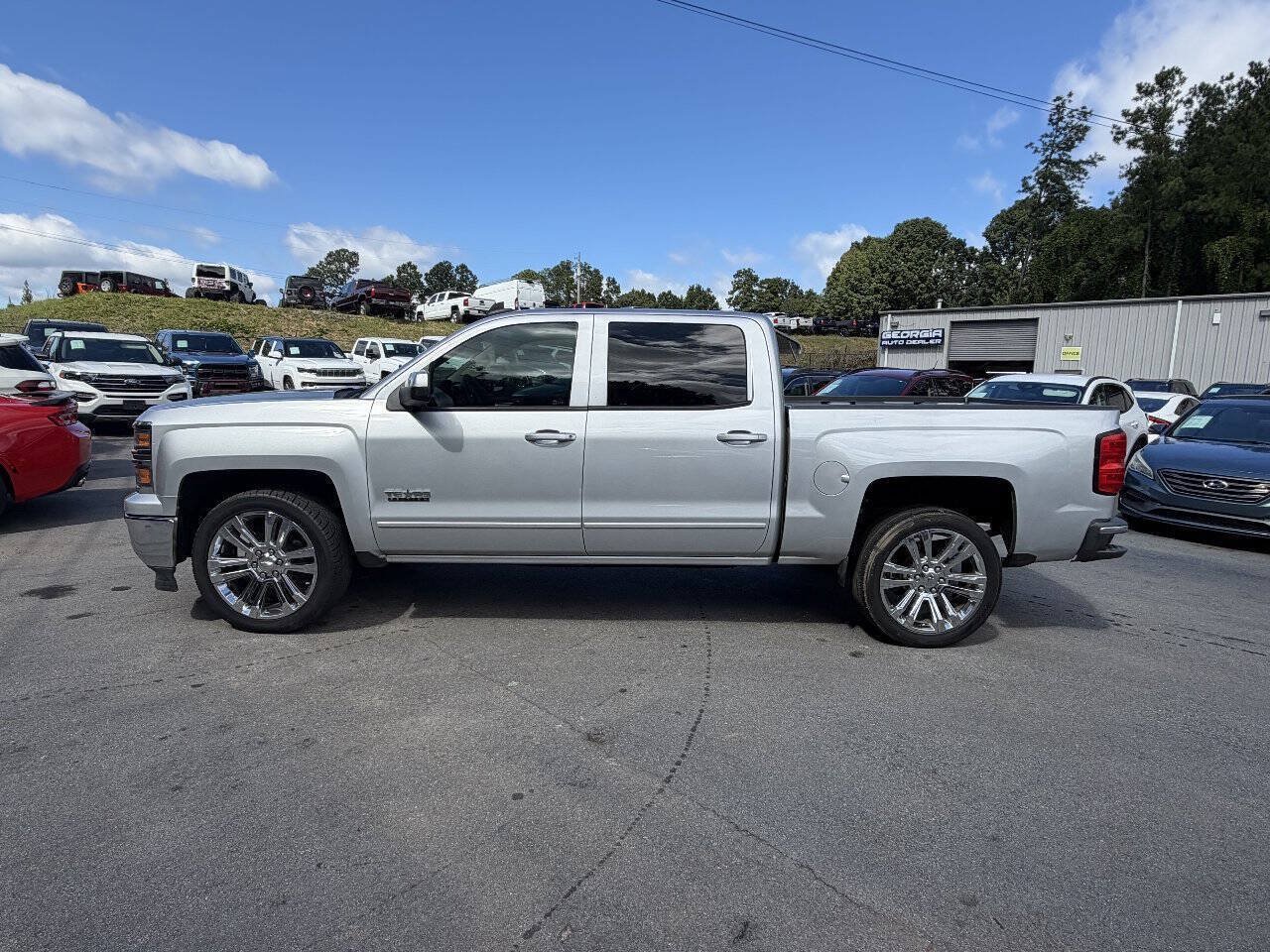 Used 2015 Chevrolet Silverado 1500 LT w/ Texas Edition, 1LT Trim RWD image 9