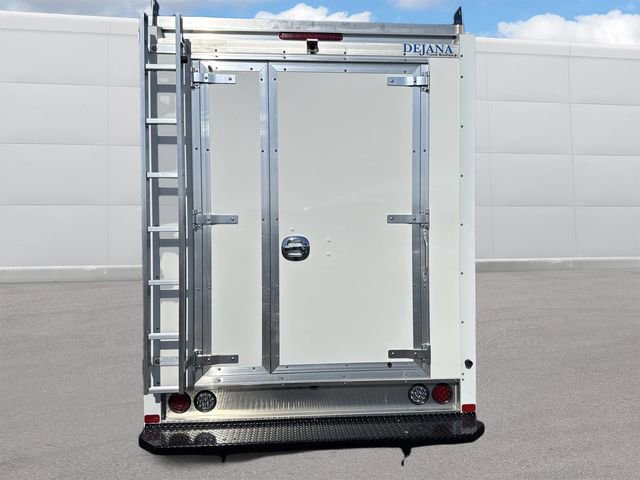 New 2027 Ford E-350 and Econoline 350 Super Duty image 3