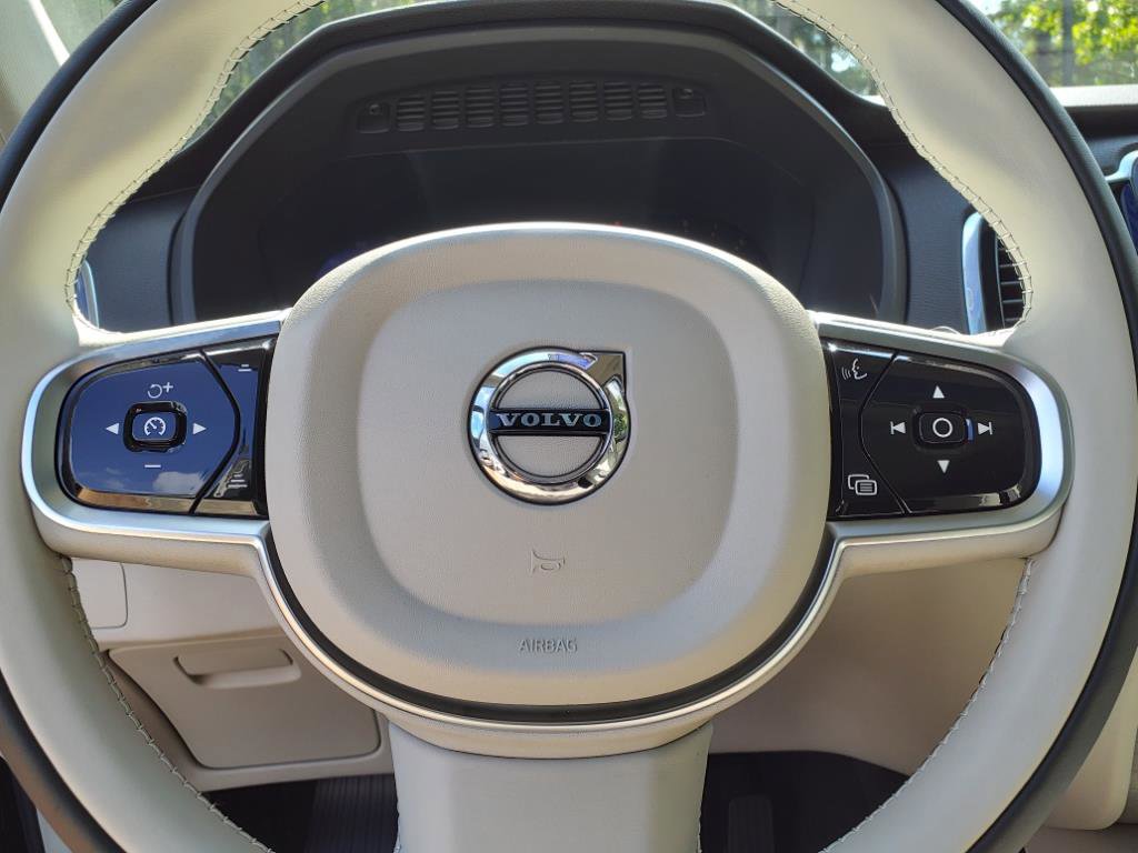 New 2025 Volvo XC90 B6 Plus w/ Protection Package Premier image 22