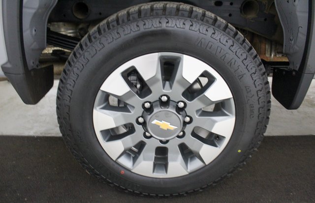 Used 2024 Chevrolet Silverado 2500 Custom w/ Custom Value Package image 19