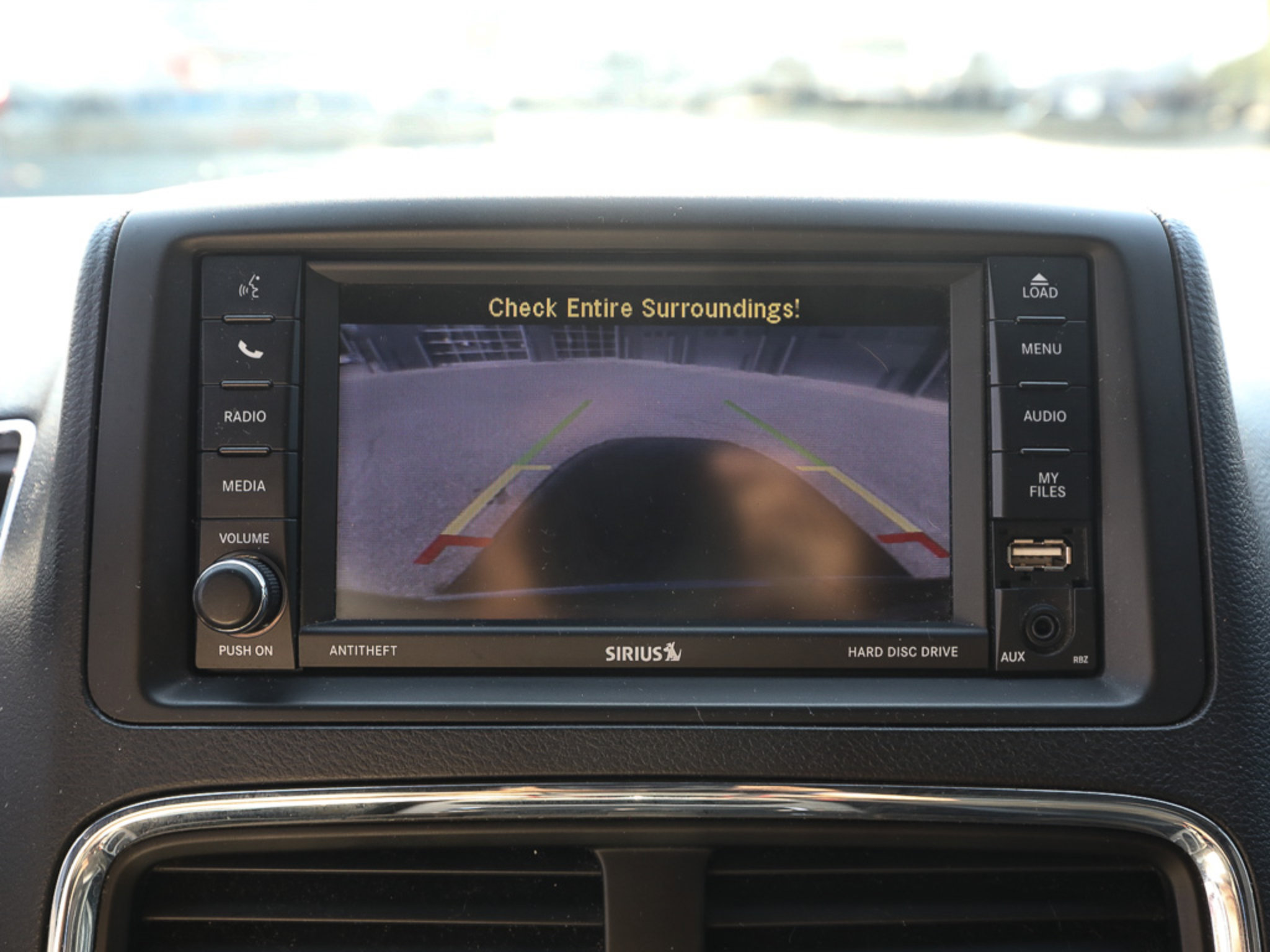Used 2017 Dodge Grand Caravan SXT FWD image 17