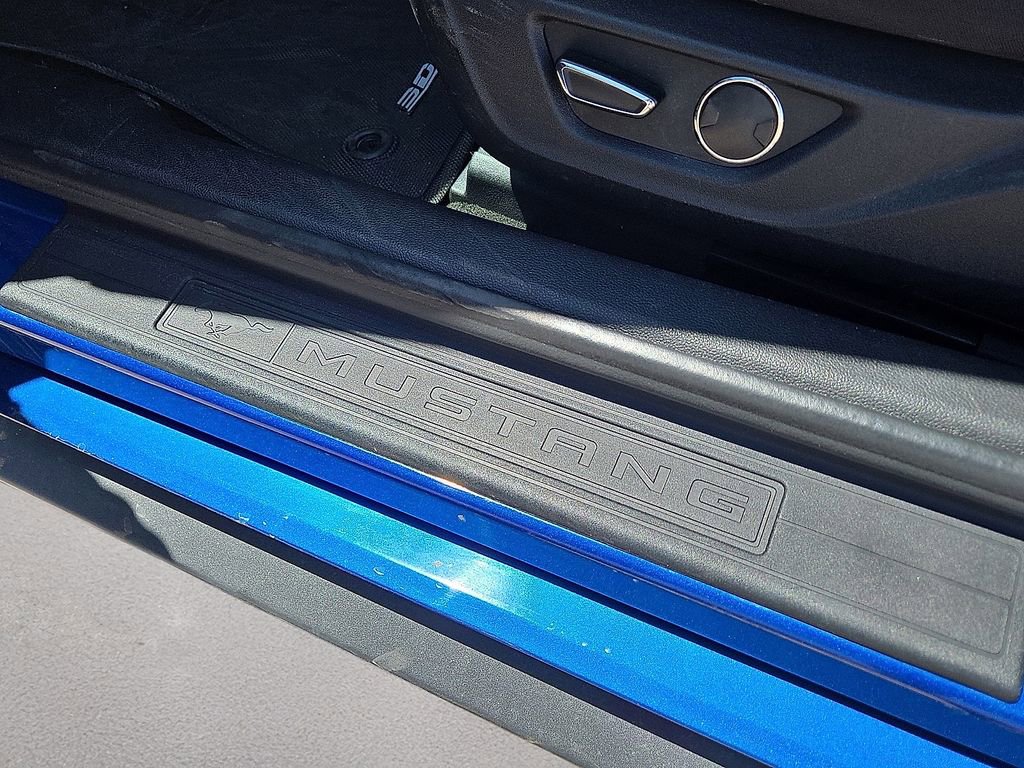 Used 2017 Ford Mustang GT RWD image 20