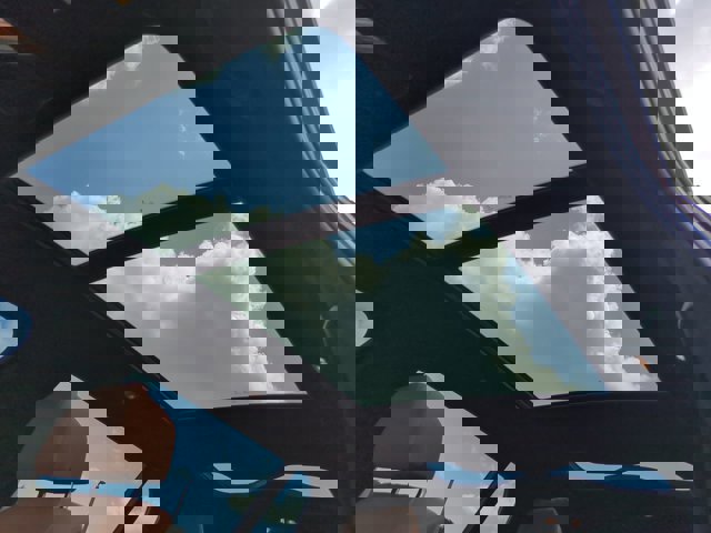 Used 2021 BMW X7 M50i w/ Cold Weather Package image 20