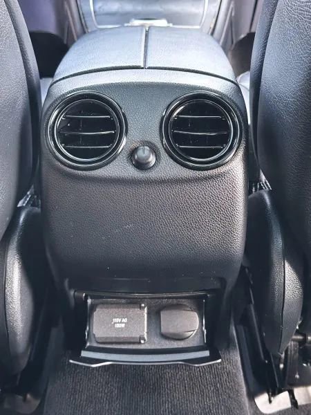 Used 2019 Mercedes-Benz GLC 300 w/ Parking Assistance Package image 49