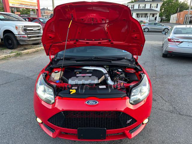 Used 2013 Ford Focus ST FWD image 22