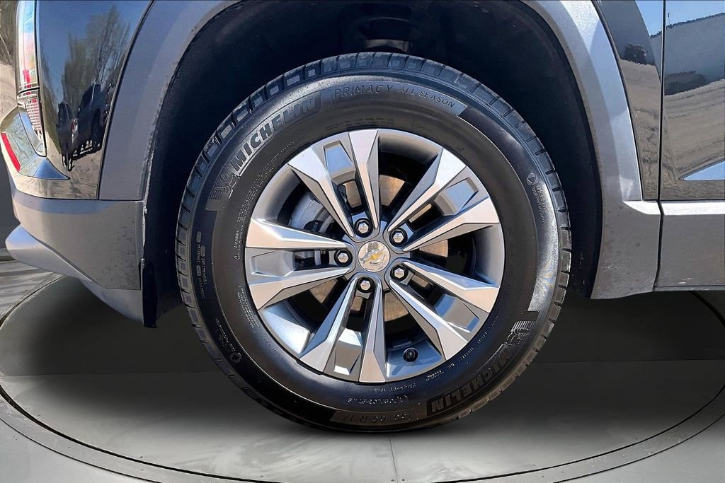 Used 2025 Chevrolet Equinox LT AWD/4WD image 31