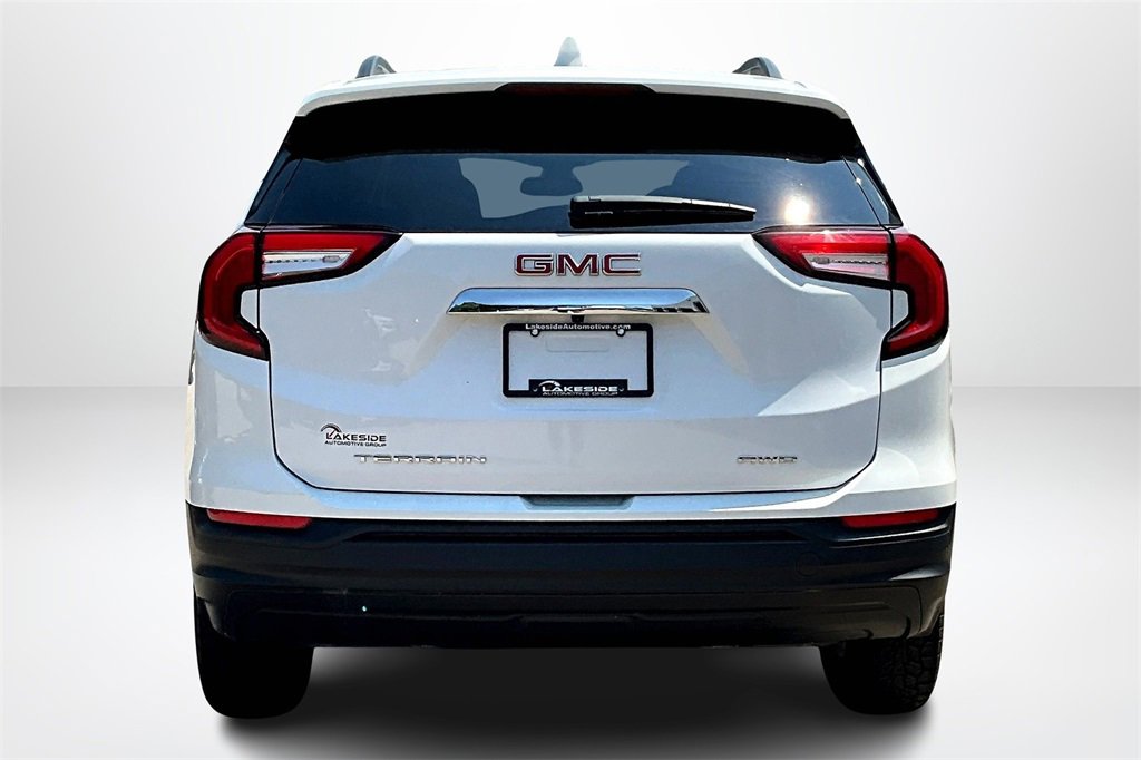 Used 2023 GMC Terrain SLE image 6