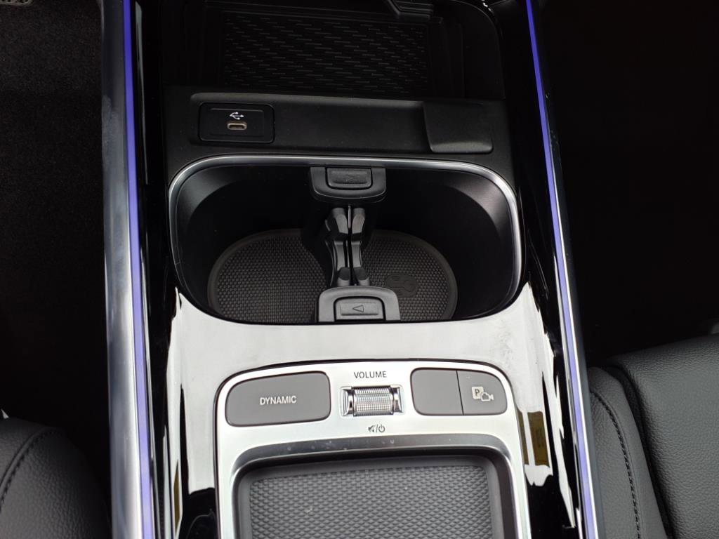 Certified 2025 Mercedes-Benz GLA 250 4MATIC image 18