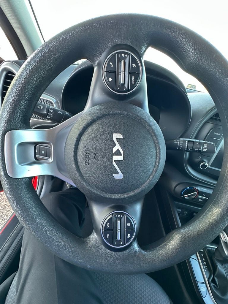 Used 2024 Kia Soul LX w/ Option Group 015 FWD image 10