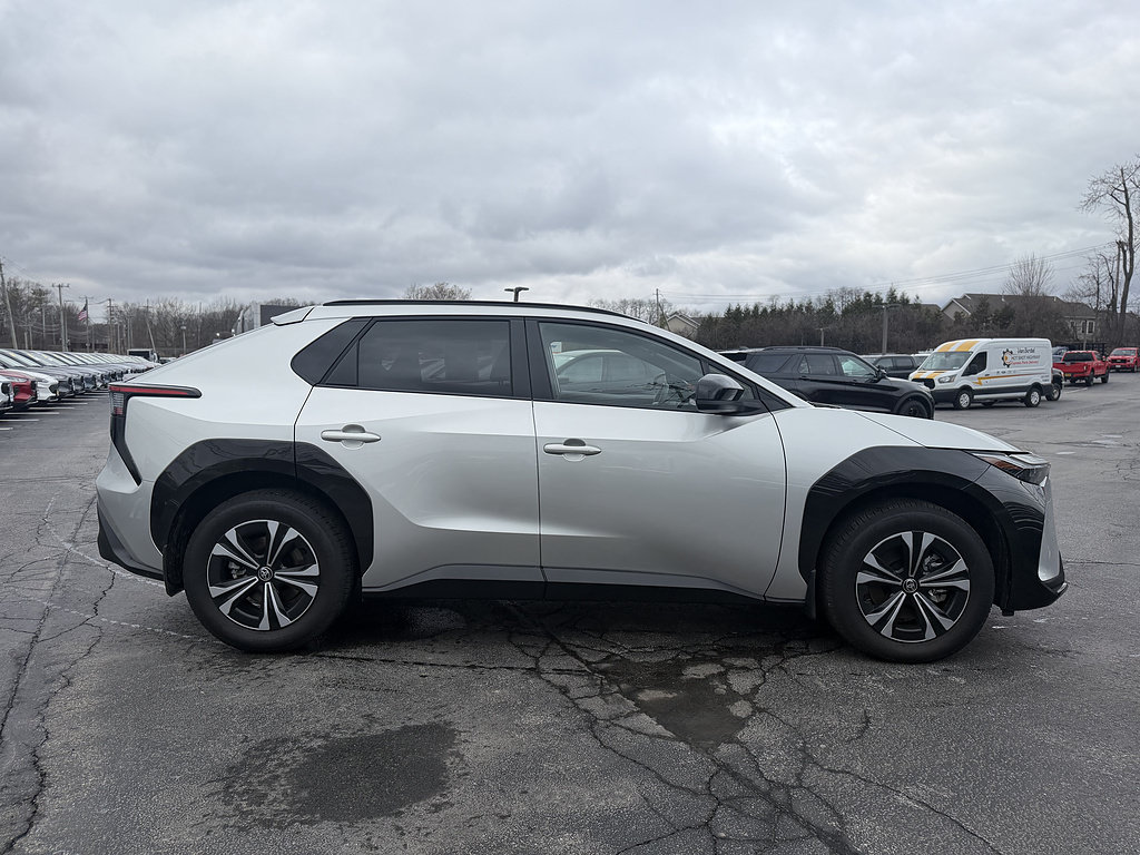Used 2025 Toyota bZ4X FWD w/ Weather Package image 8
