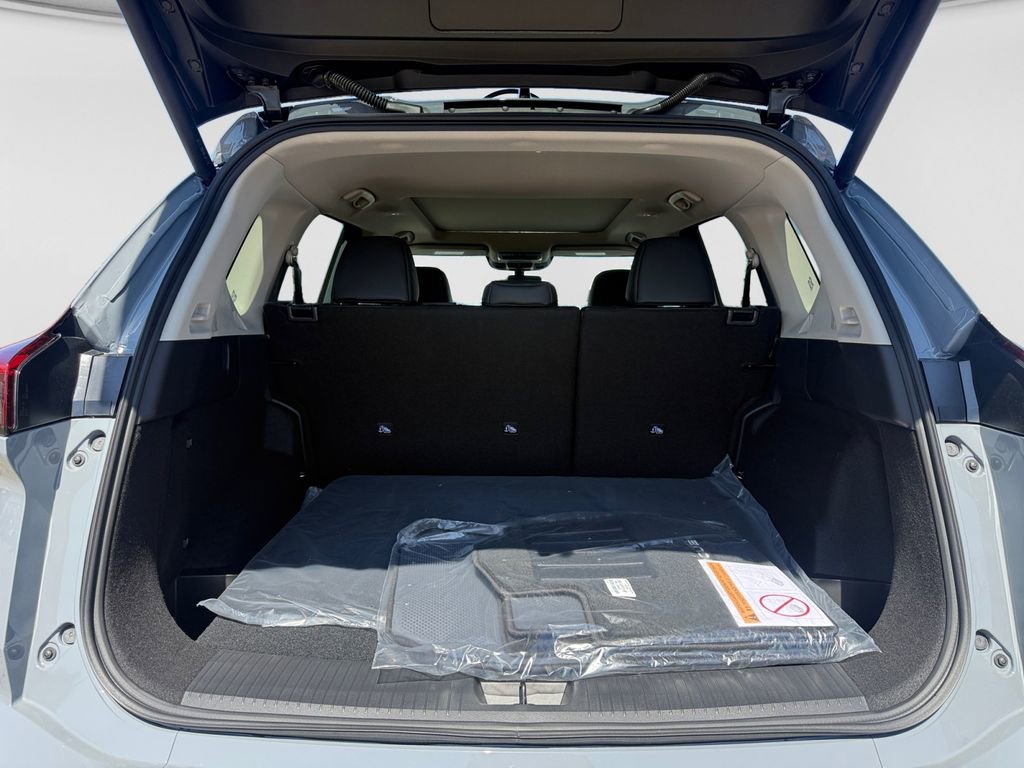 New 2026 Nissan Rogue SV image 18