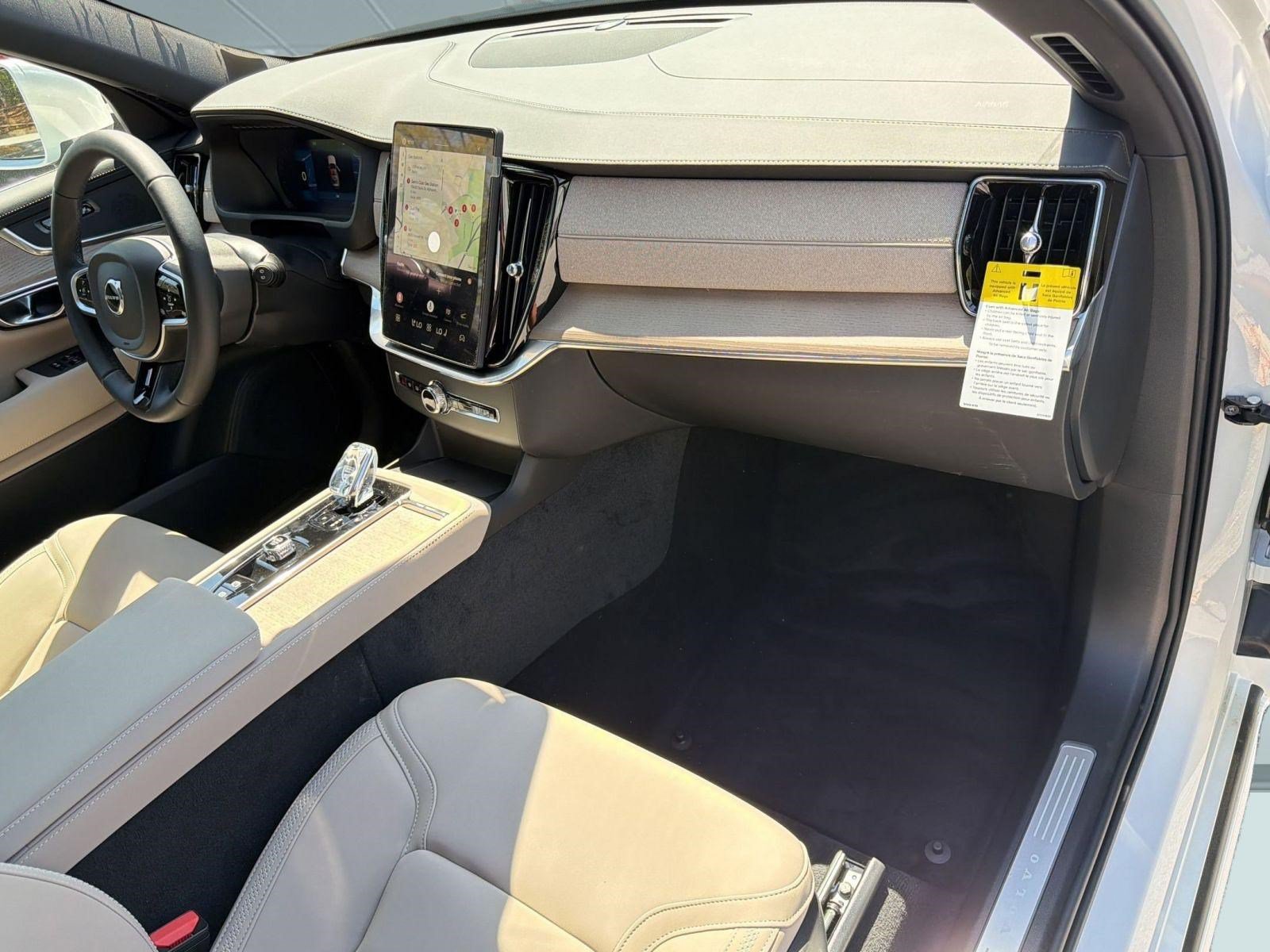 New 2026 Volvo XC90 B6 Plus w/ Protection Package Premier AWD/4WD image 31