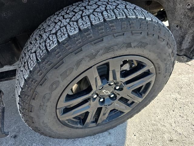 Certified 2025 Chevrolet Silverado 1500 RST image 29