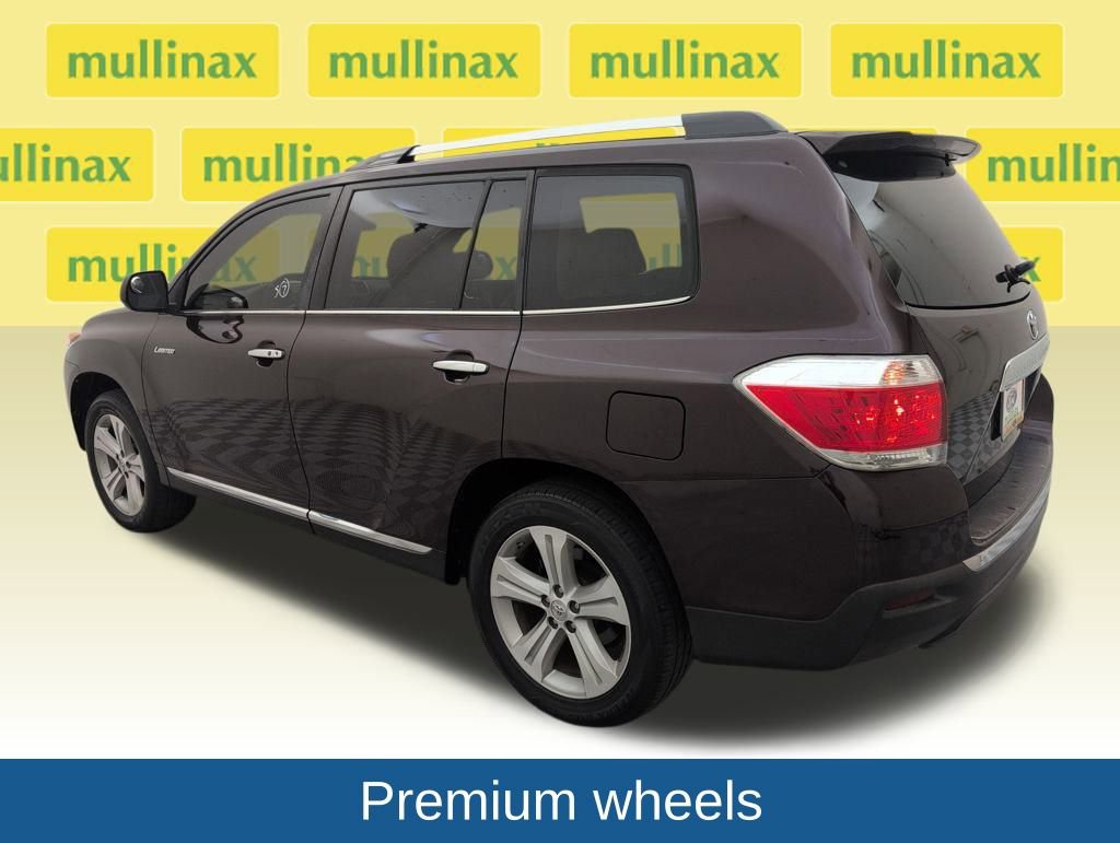 Used 2013 Toyota Highlander Limited image 10