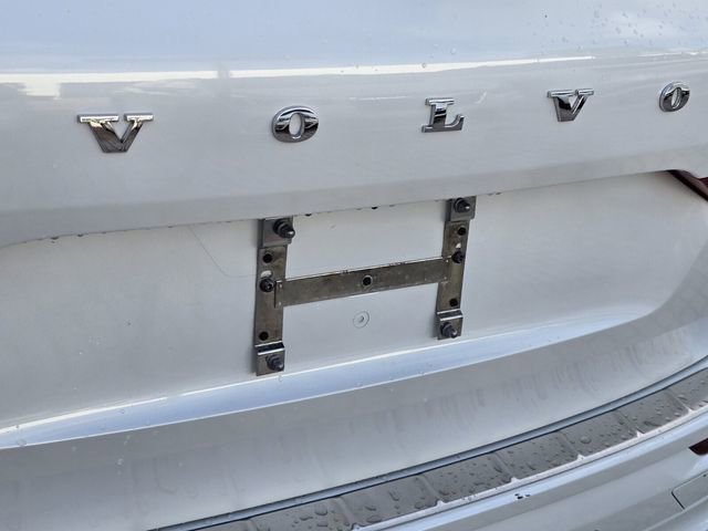 Certified 2024 Volvo XC60 B5 Plus w/ Protection Package Premier image 10