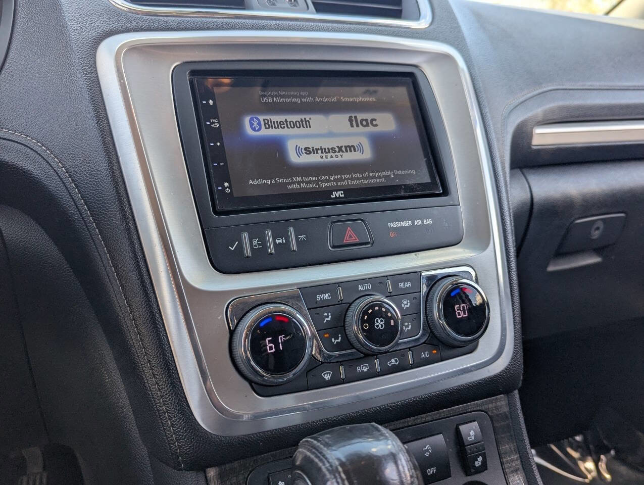 Used 2013 GMC Acadia SLT image 29