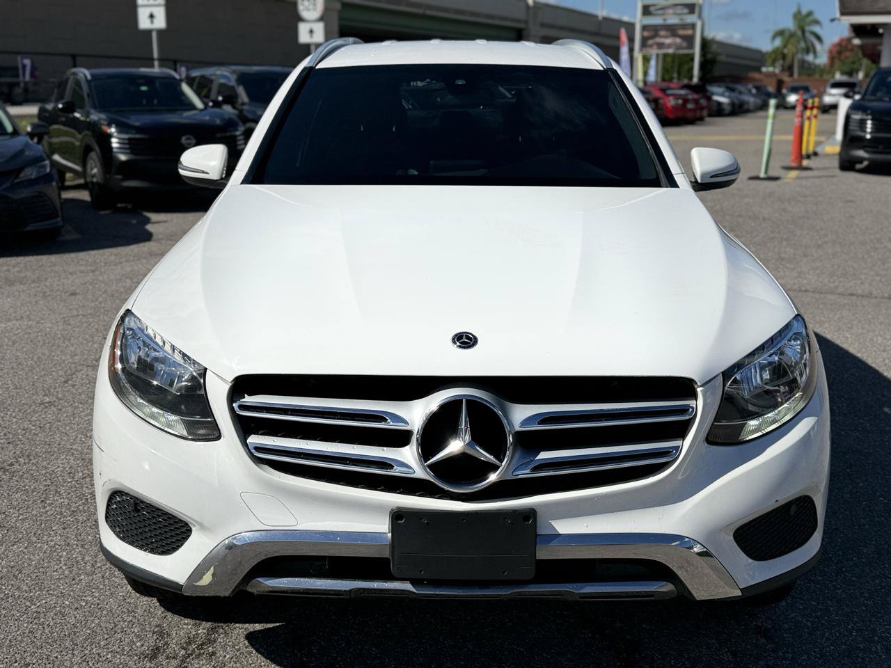 Used 2019 Mercedes-Benz GLC 300 w/ Premium Package image 15