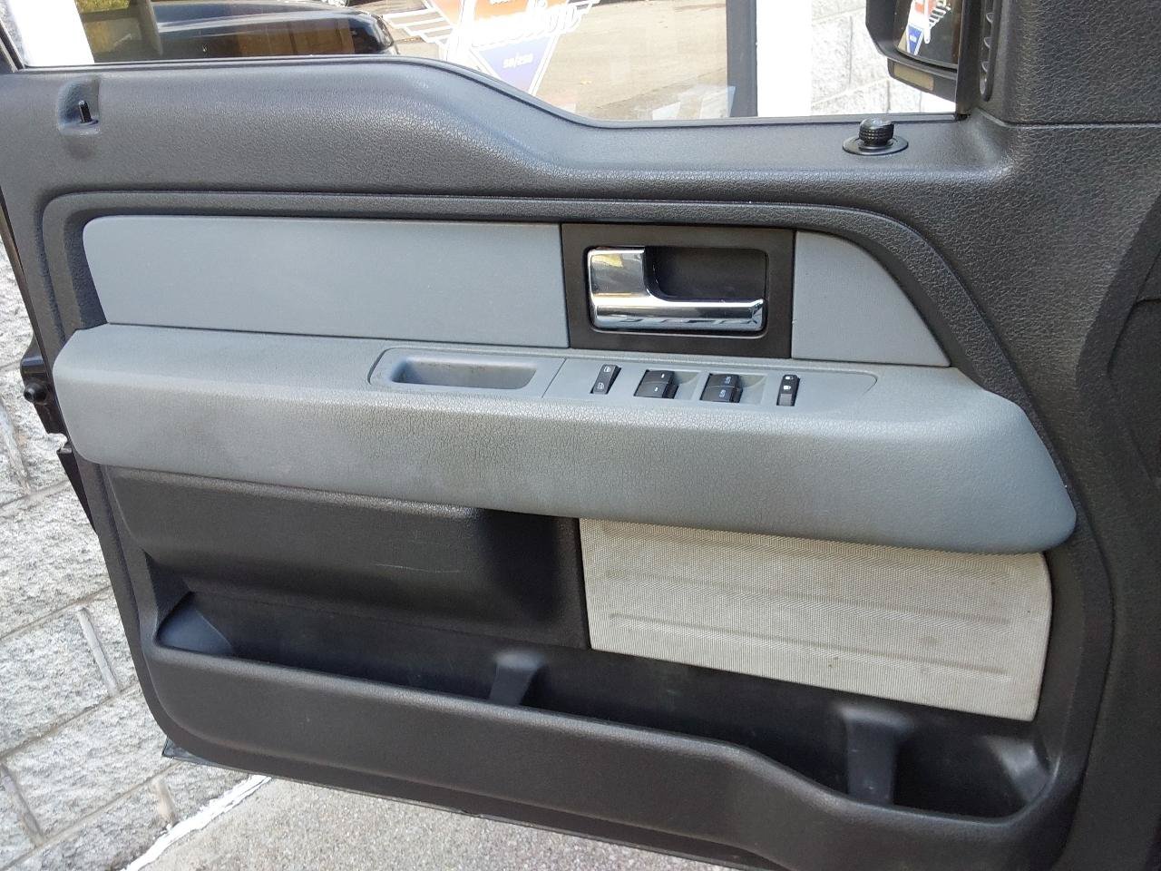 Used 2014 Ford F150 XLT w/ Equipment Group 302A Luxury AWD/4WD image 16