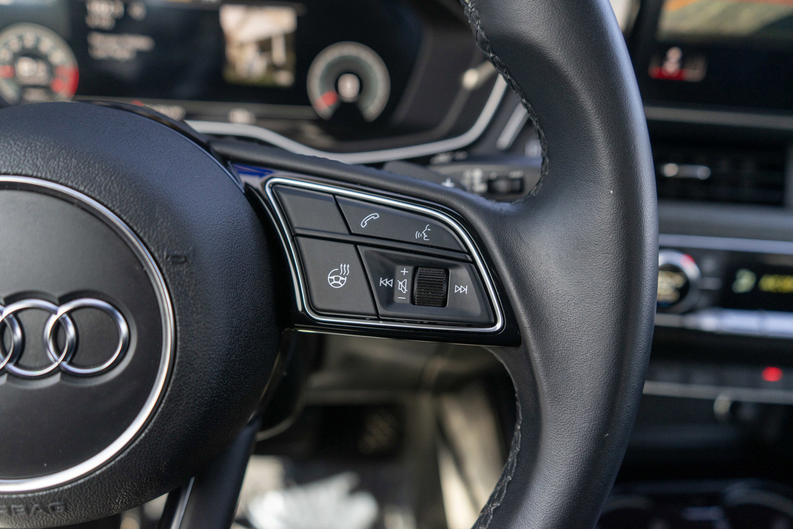 Used 2022 Audi A4 2.0T Premium Plus w/ Premium Plus Package AWD/4WD image 26