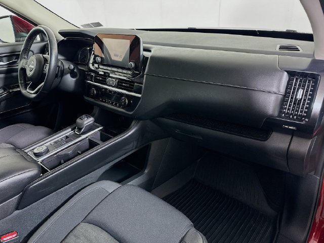 Used 2022 Nissan Pathfinder SV w/ SV Premium Package AWD/4WD image 37