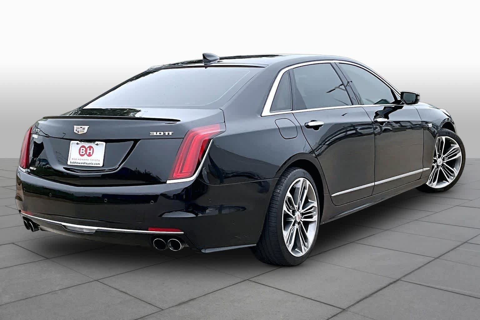 Used 2018 Cadillac CT6 Luxury AWD/4WD image 12