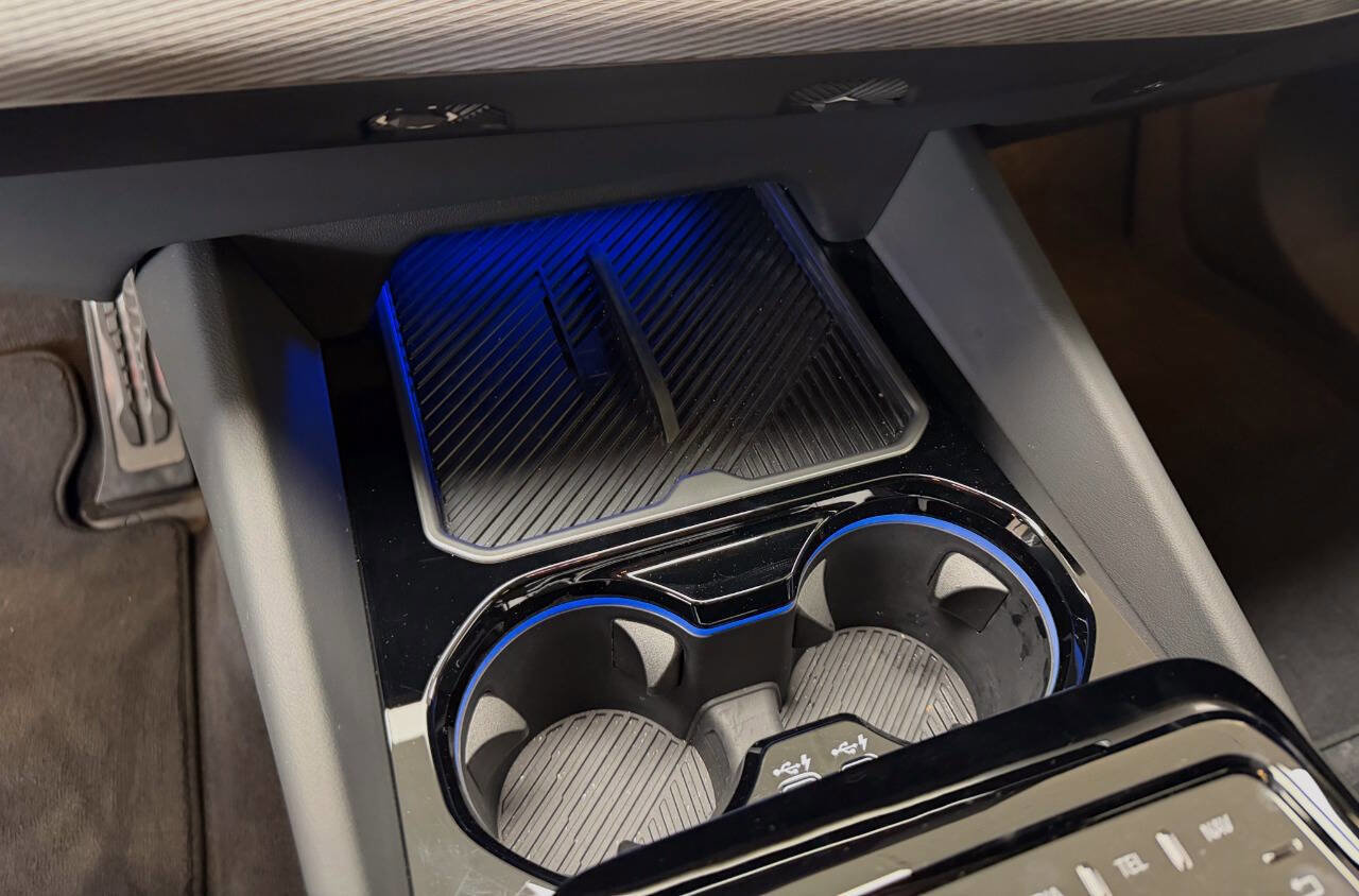 Used 2026 BMW M5 Touring image 53