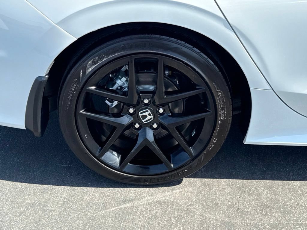 Used 2025 Honda Civic Sport image 14