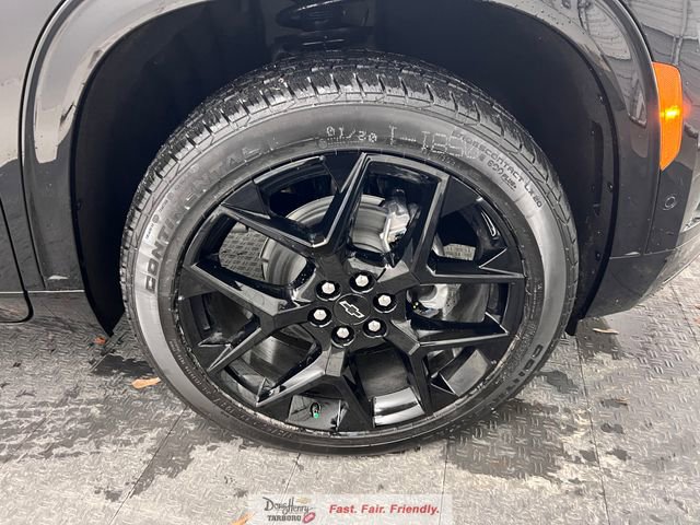 New 2026 Chevrolet Traverse RS w/ LPO, Floor Liner Package image 18