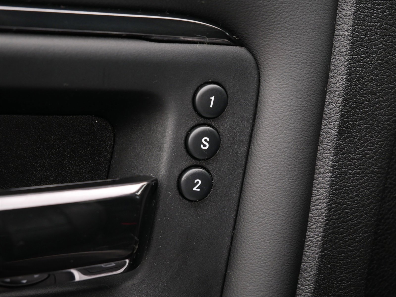 Used 2022 RAM 2500 Limited image 15