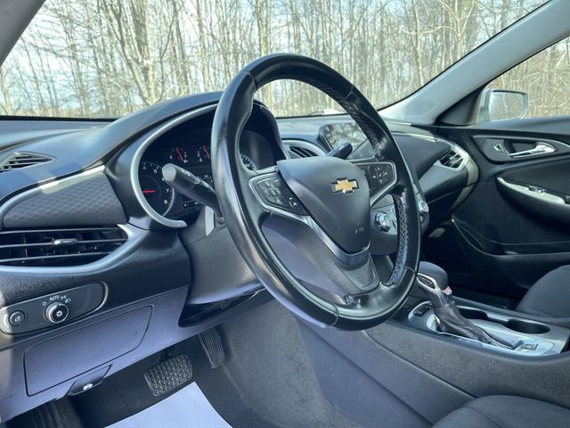 Used 2024 Chevrolet Malibu RS FWD image 10