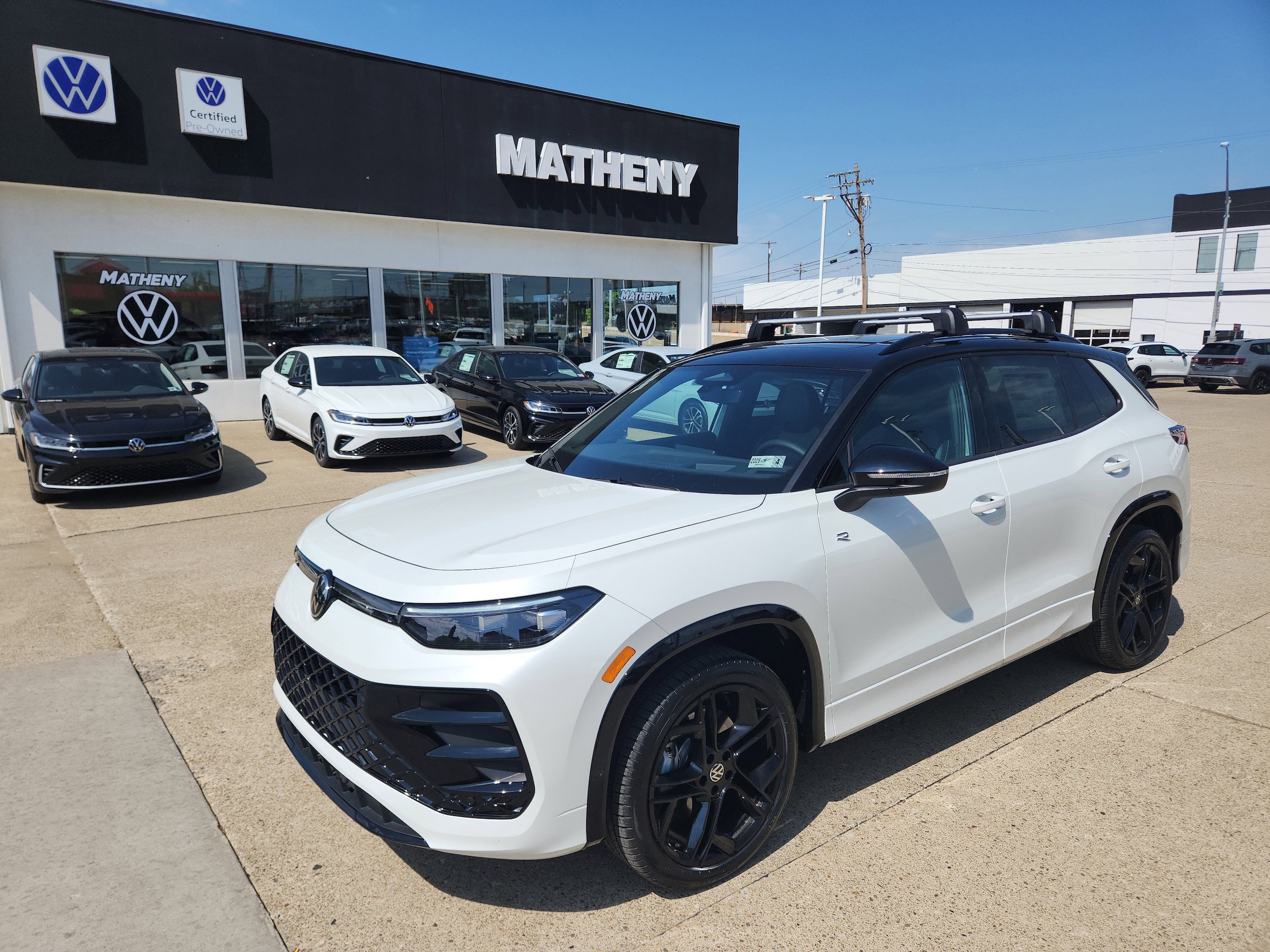 New 2026 Volkswagen Tiguan SE R-Line