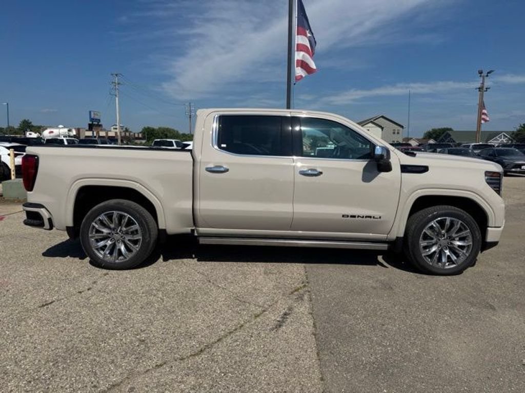 New 2026 GMC Sierra 1500 Denali w/ Denali Reserve Package AWD/4WD image 9
