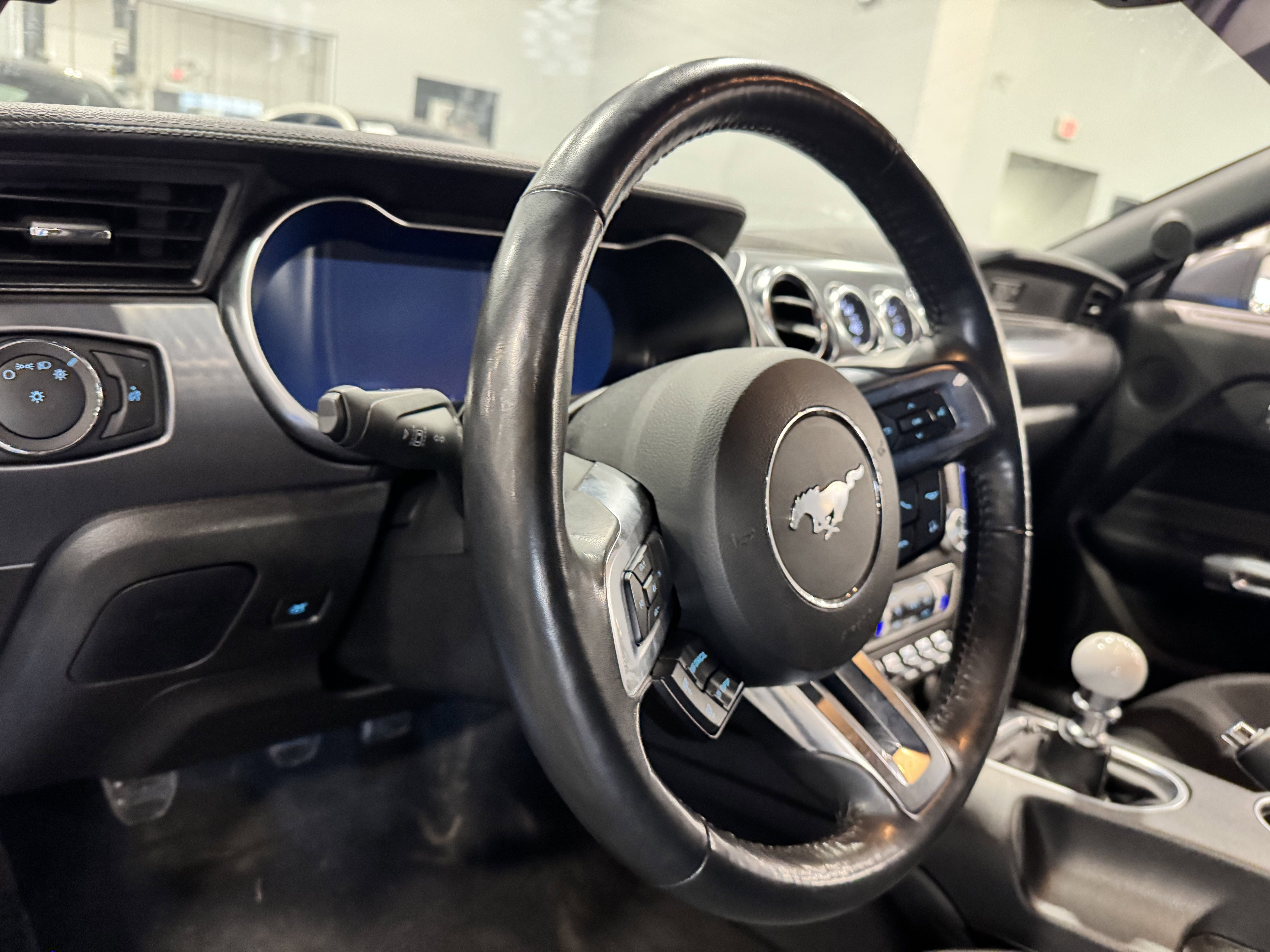 Used 2022 Ford Mustang Mach 1 RWD image 10