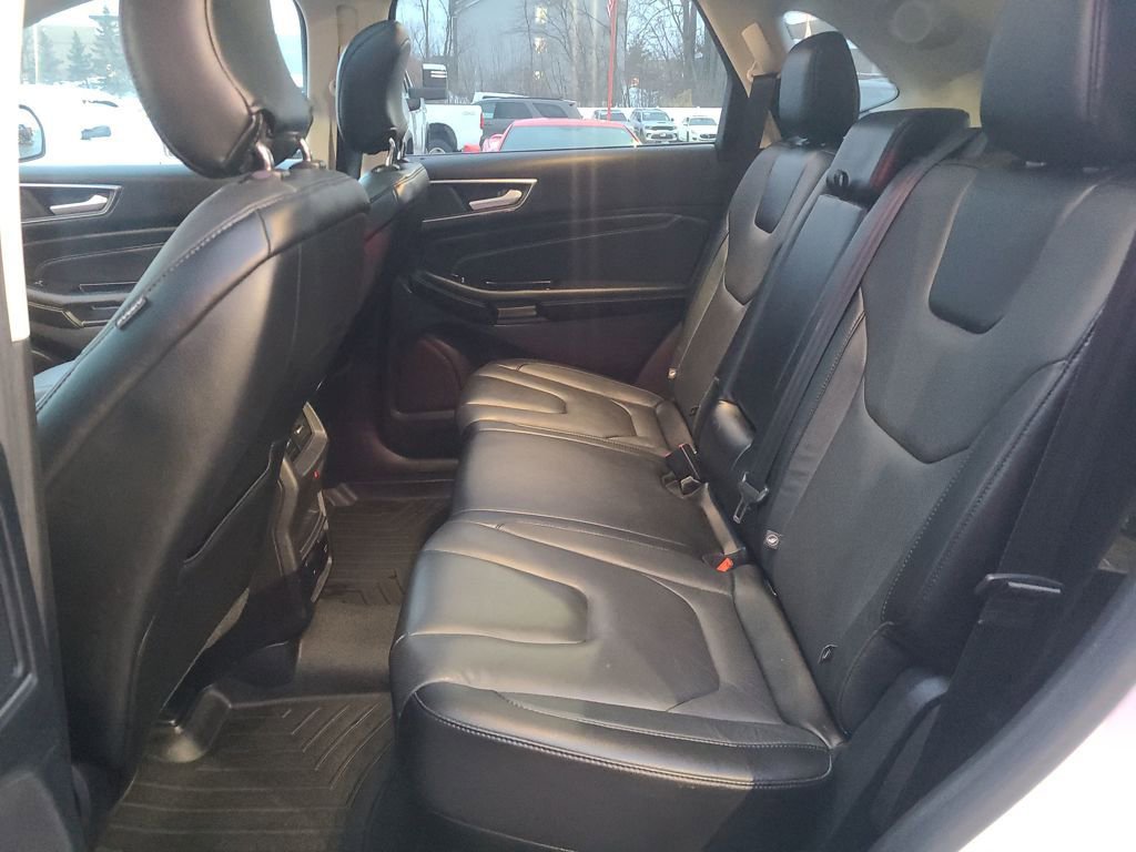 Used 2015 Ford Edge Titanium w/ Equipment Group 301A image 37
