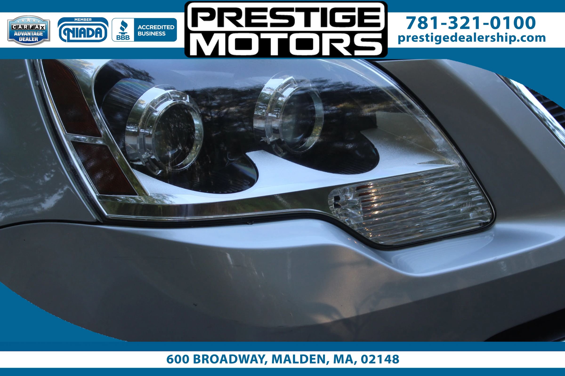 Used 2010 GMC Acadia SLE AWD/4WD image 41