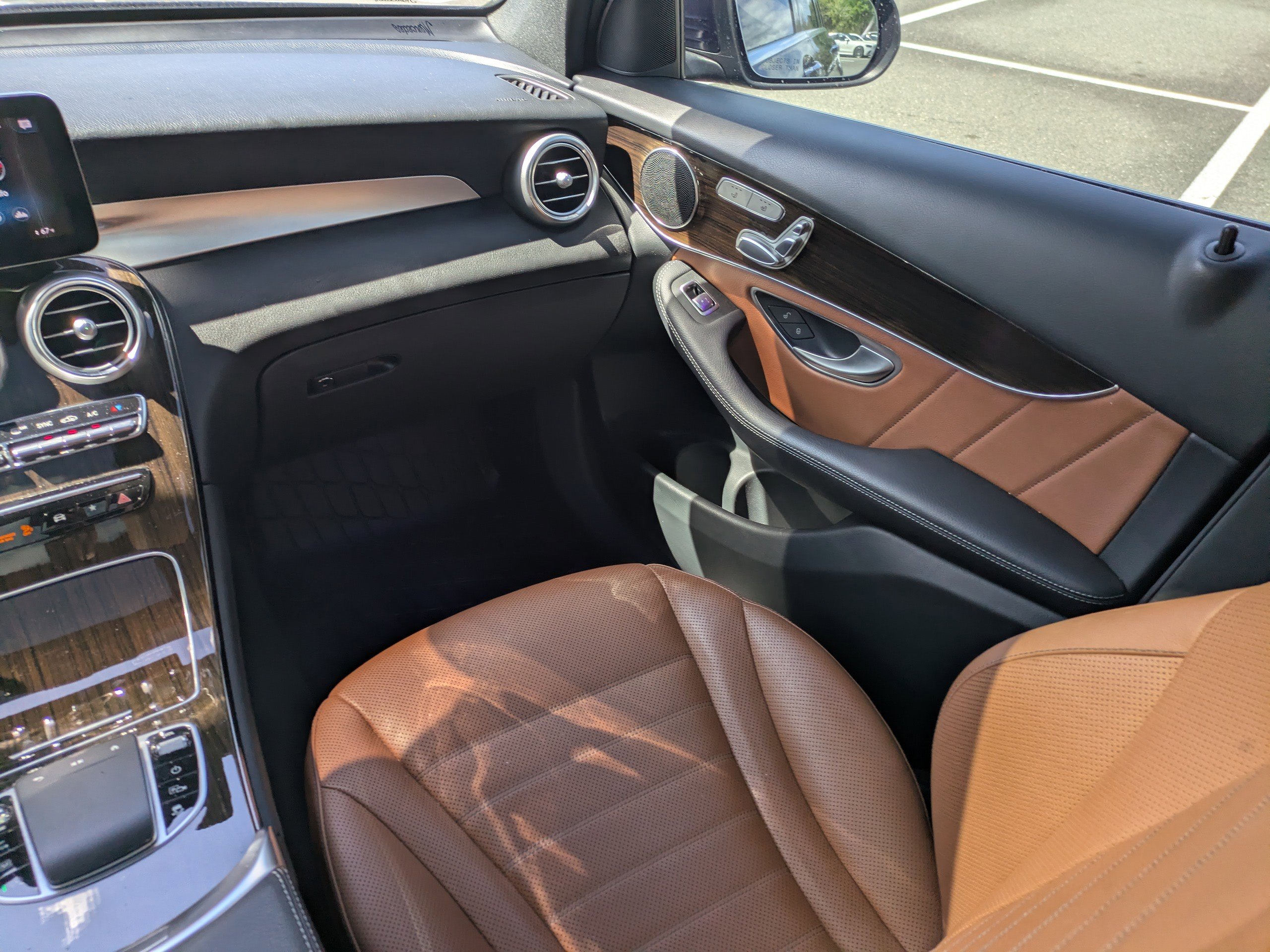 Certified 2022 Mercedes-Benz GLC 300 4MATIC image 21