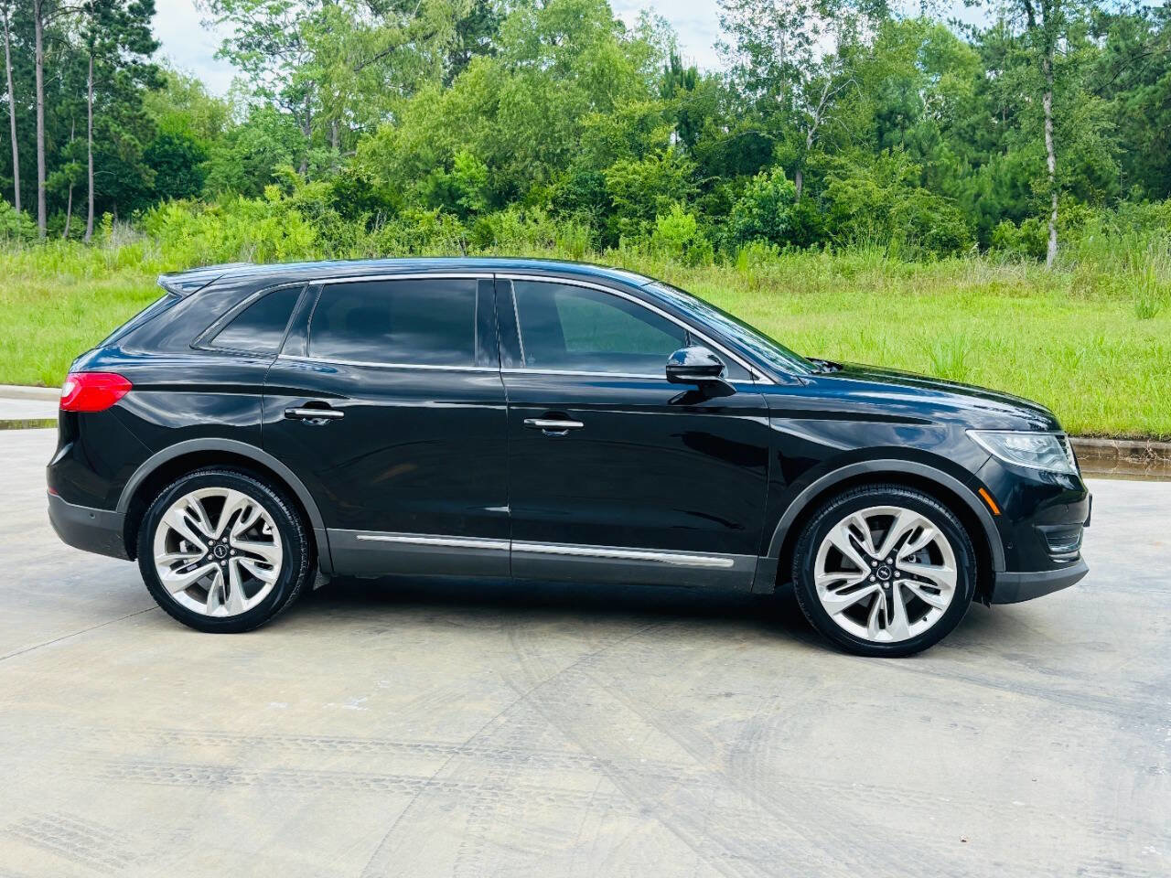Used 2016 Lincoln MKX Black Label w/ Technology Package image 5