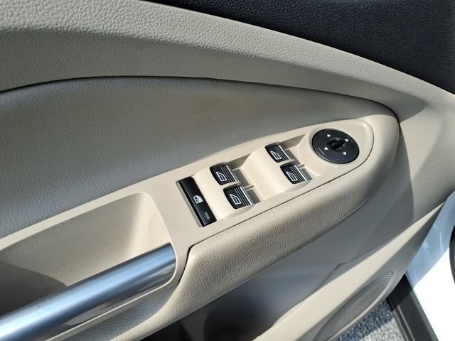 Used 2019 Ford Escape SEL AWD/4WD image 23